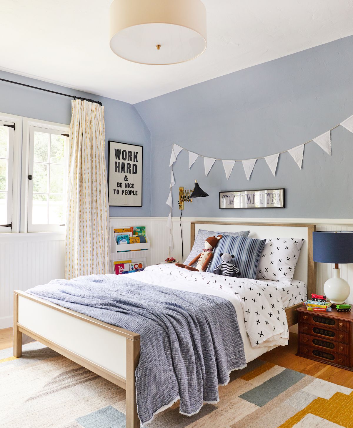 17 Ways to Decorate With Light Blue in a Bedroom
