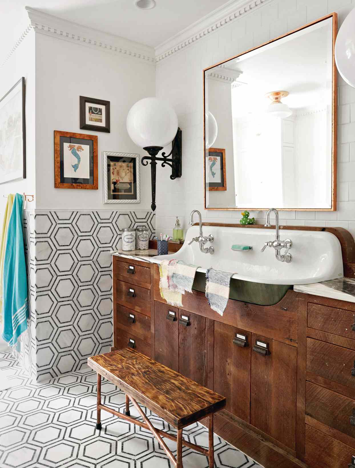 19 DIY Bathroom Vanity Ideas for Custom Storage and Style
