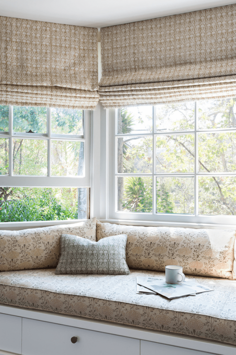 22 Farmhouse-Style Window Treatment Ideas to Try