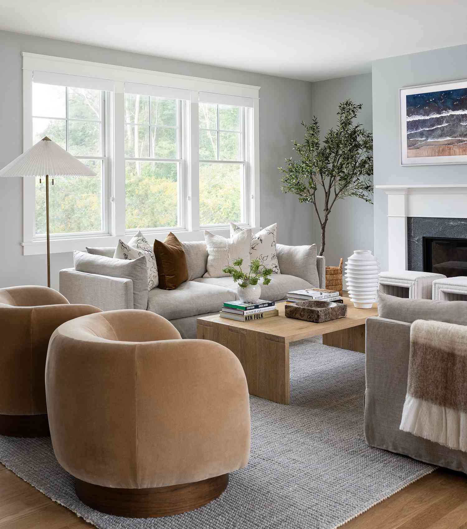 24 Gray and Brown Living Rooms to Create a Unique Space