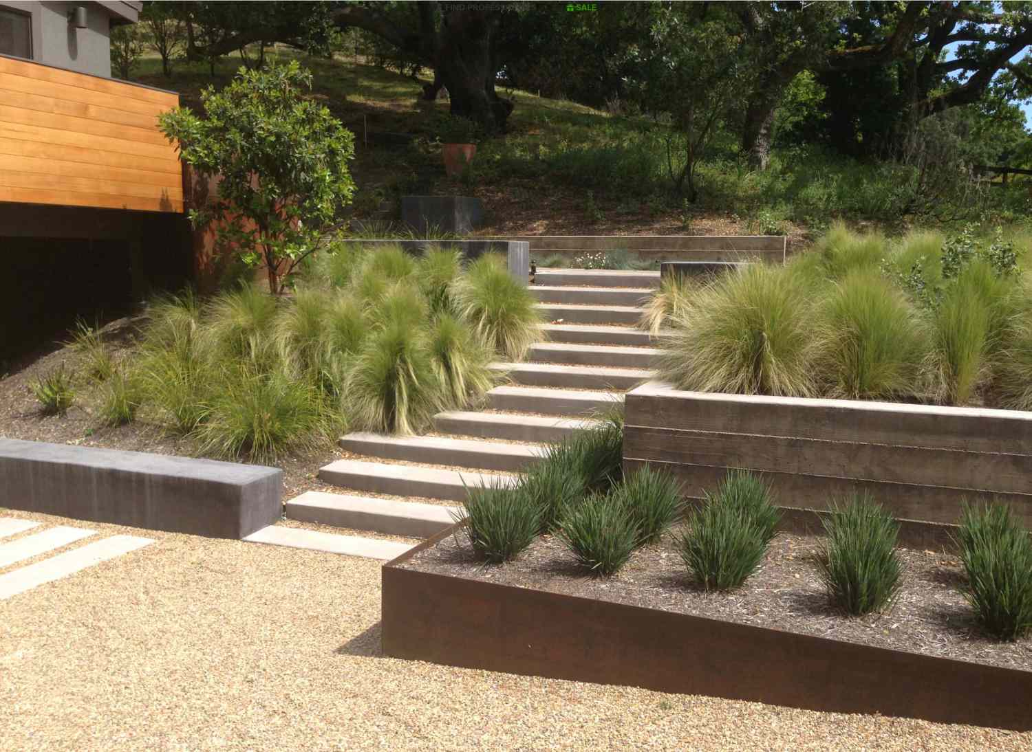 25 Midcentury Modern Landscaping Ideas for Your Home