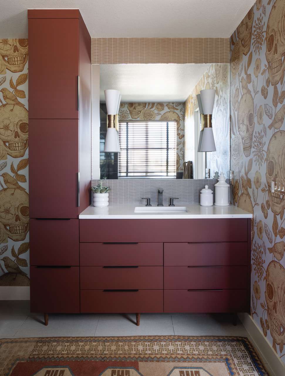 25 Red Bathroom Ideas That Will Never Go Out of Style
