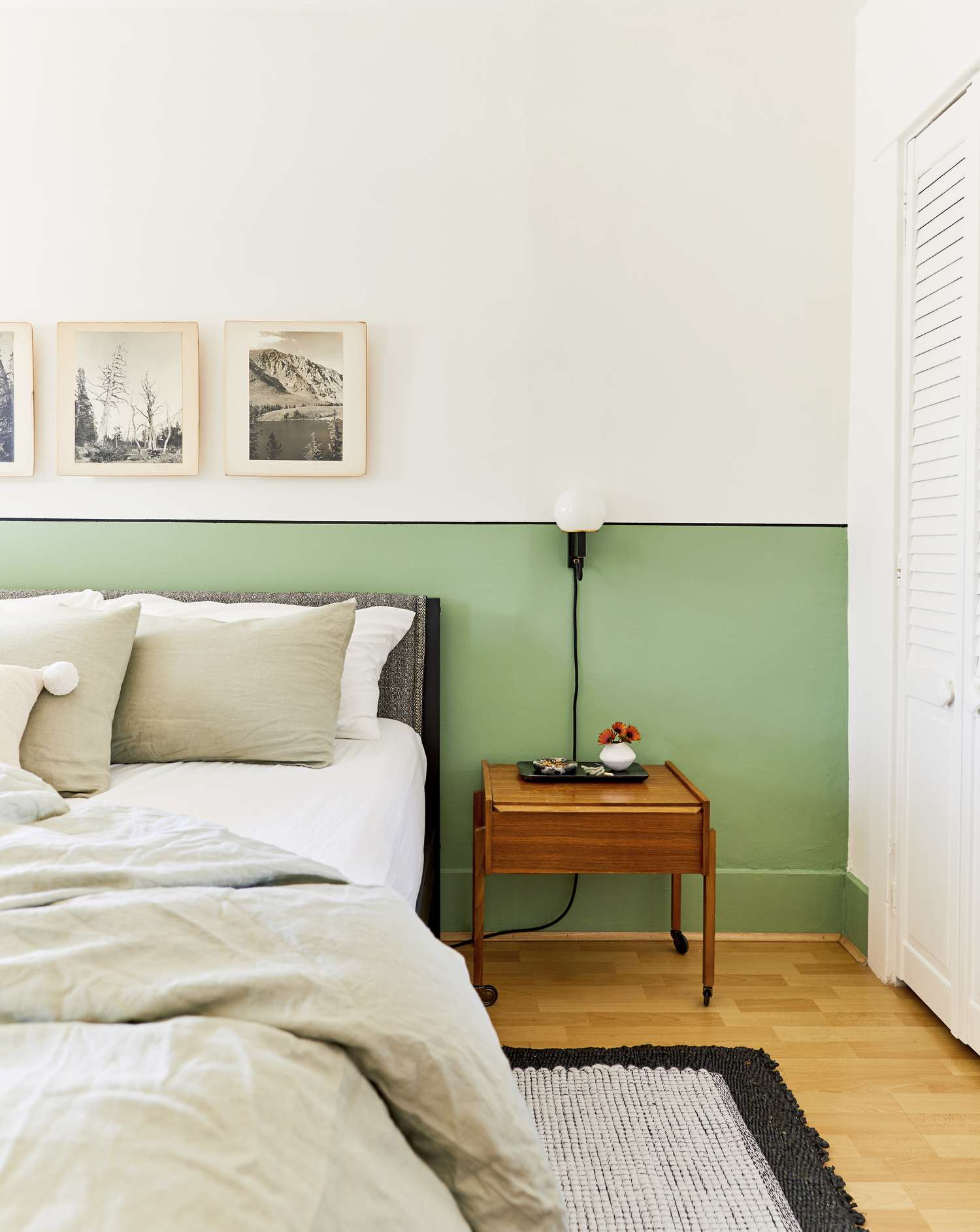31 Two-Color Combinations for Bedroom Walls That Double the Impact