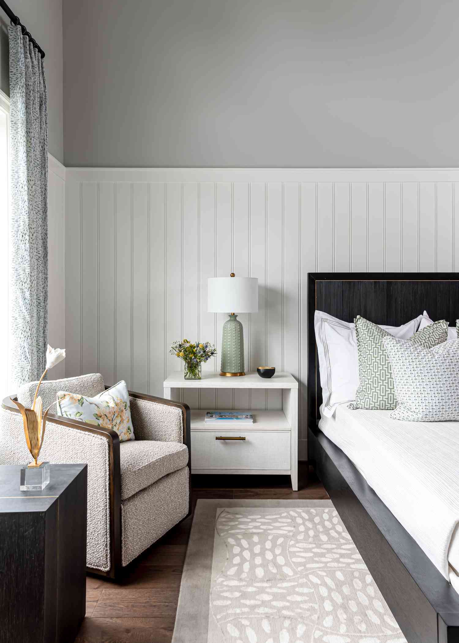 31 Two-Color Combinations for Bedroom Walls That Double the Impact