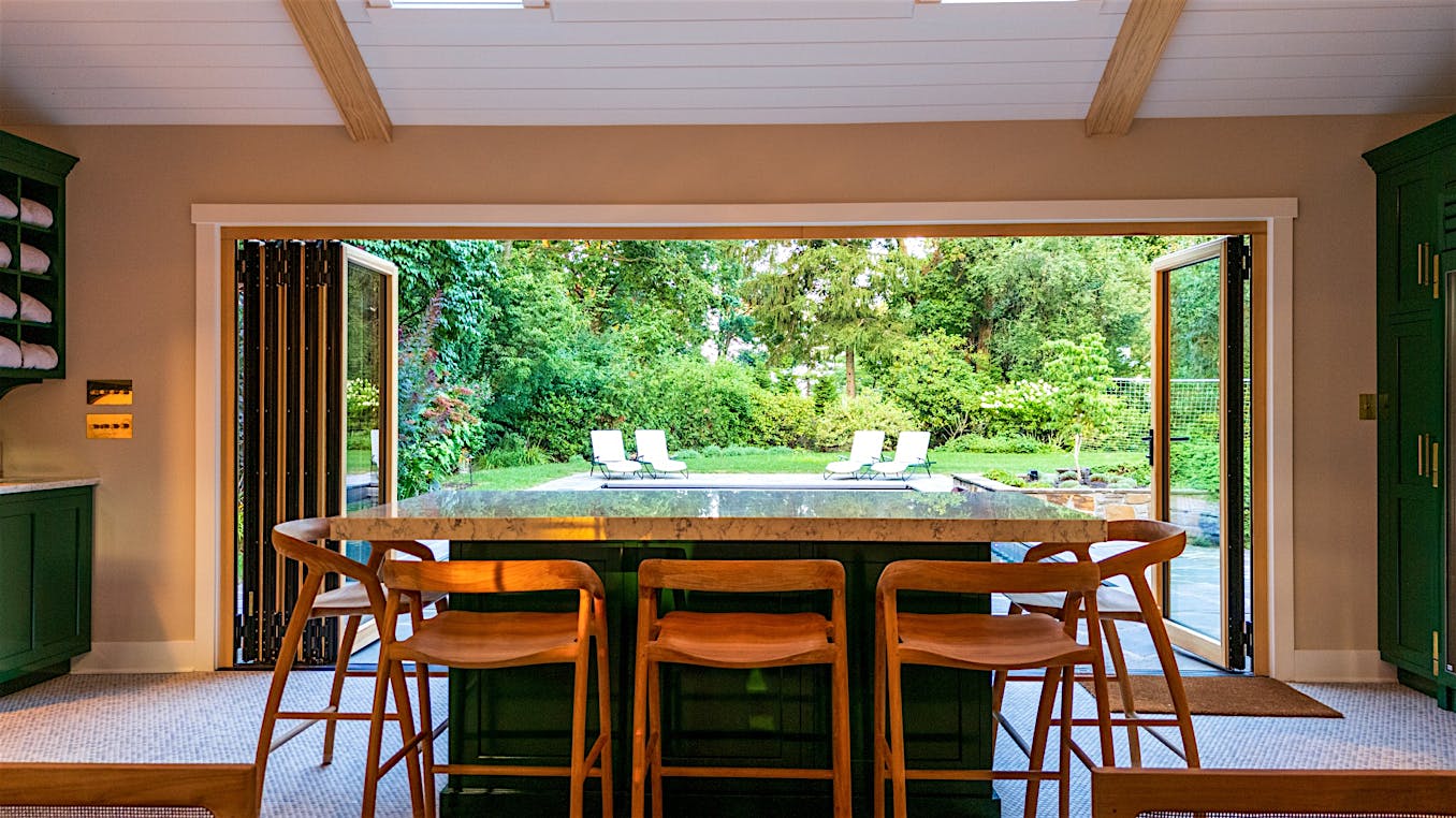 5 Stunning Pool House Designs Featuring Patio Door Systems