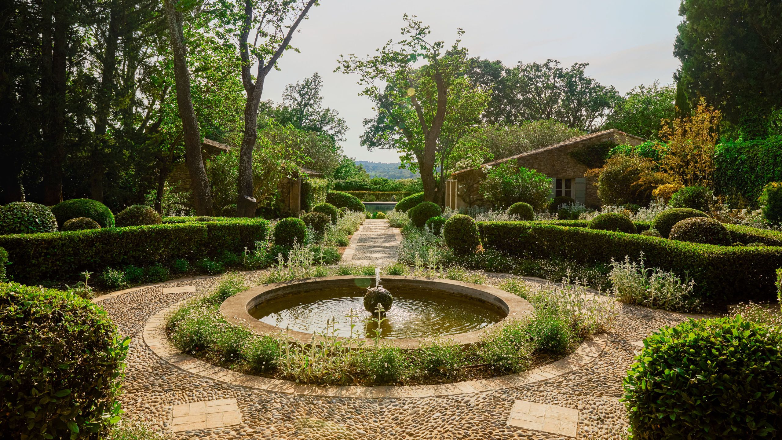 51 Landscaping Ideas to Give Your Backyard a Summer Refresh | Architectural Digest