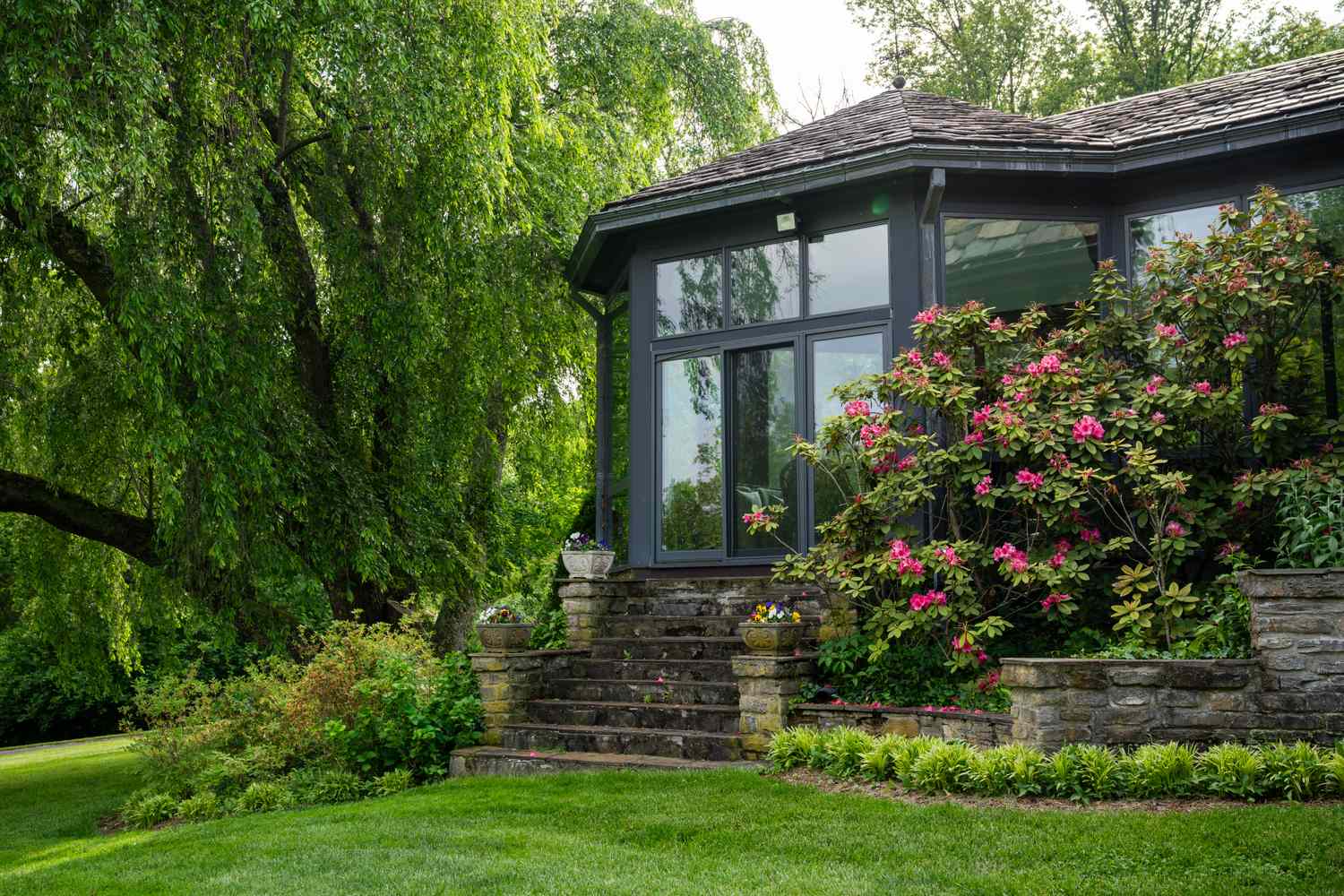 6 Landscaping Projects That Boost Your Home's Value, According To Experts
