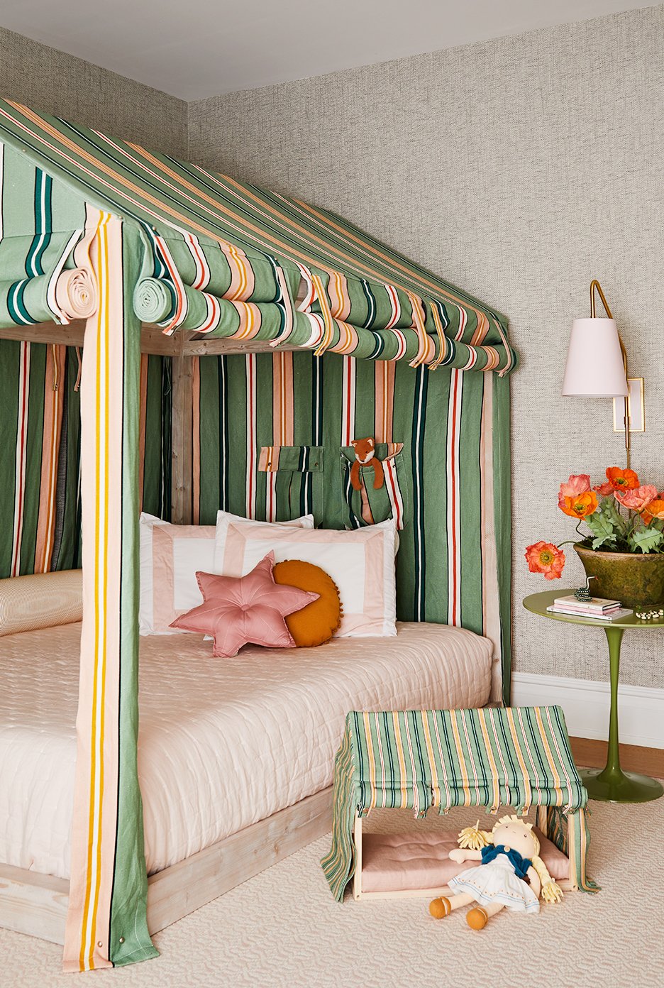 A Safari-Themed Kids Room Inspired by a Vintage Madeline Print