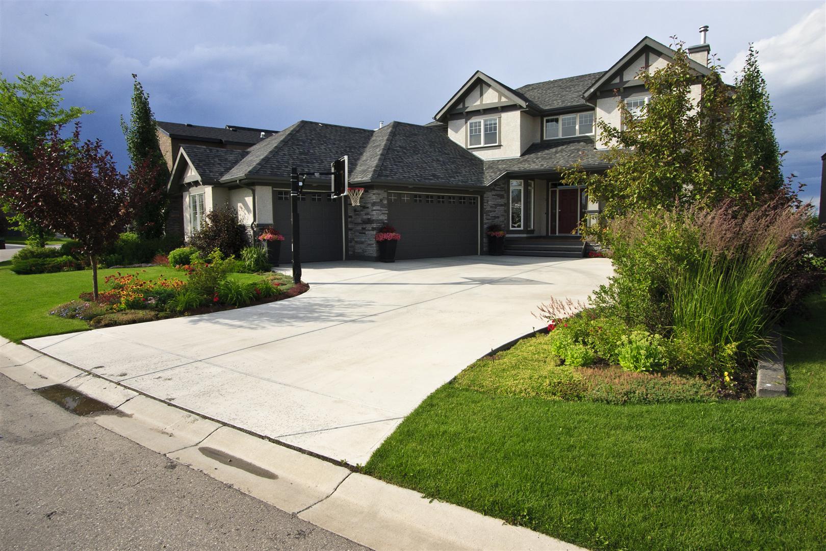 Calgary Landscaping Design - Front Yard Landscaping Design Ideas - The Landscape Artist - Calgary