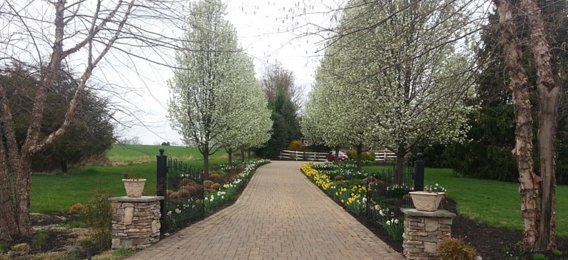 Driveways | Phillips Landscape Group