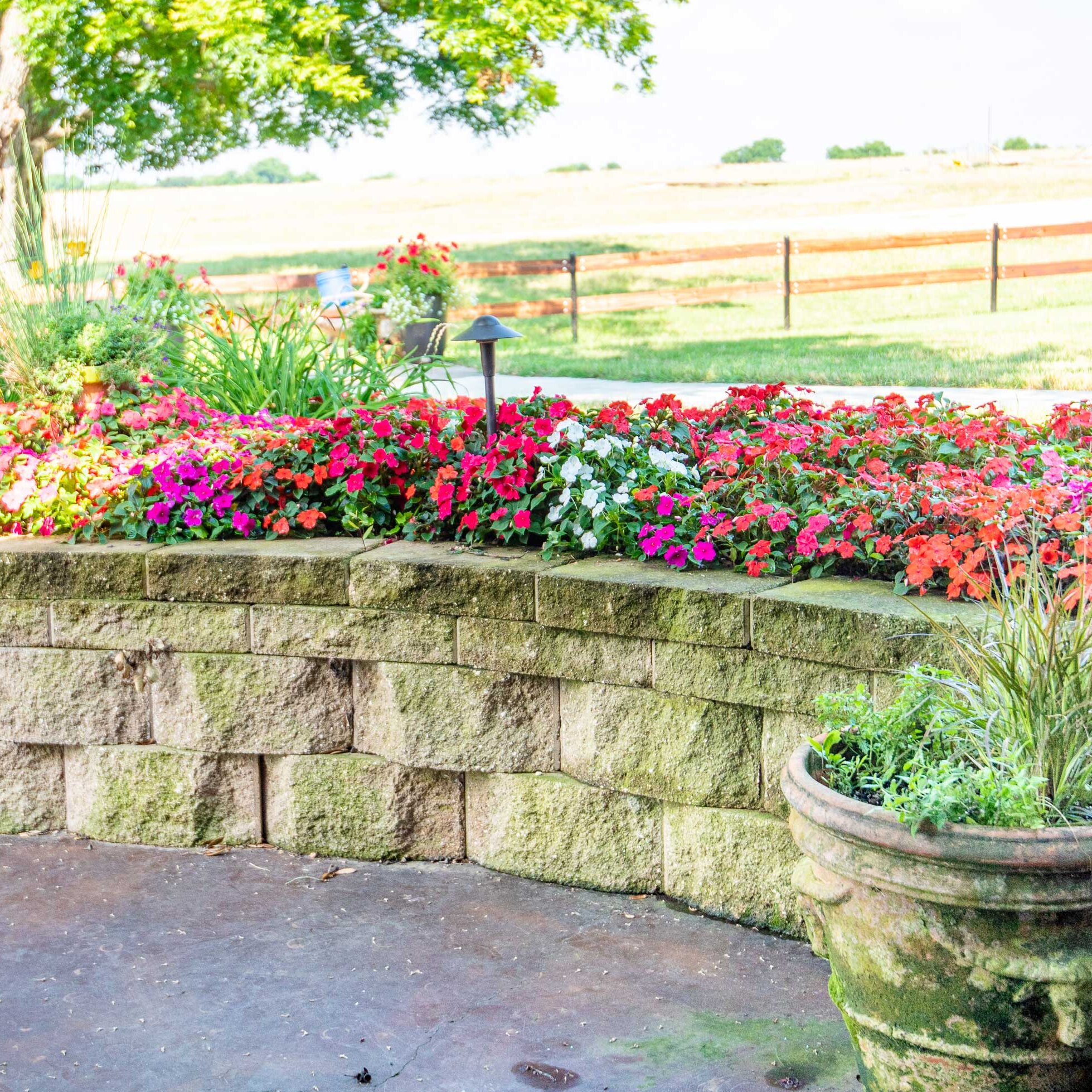 Expertly Installed Retaining Walls for Your Ennis, TX Home