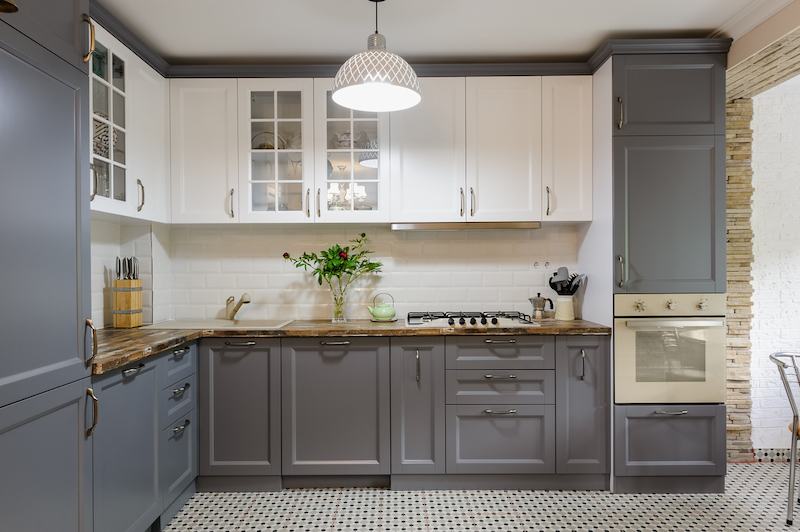 Eye-Catching Two-Tone Finish For Kitchen Cabinets - CabinetDoorMart.com