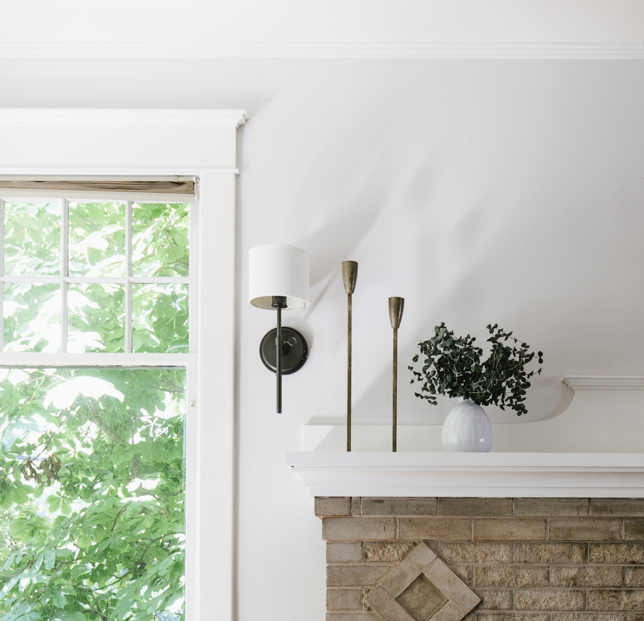 Fool Proof Tips For A Swoon-Worthy Mantel - The Phinery