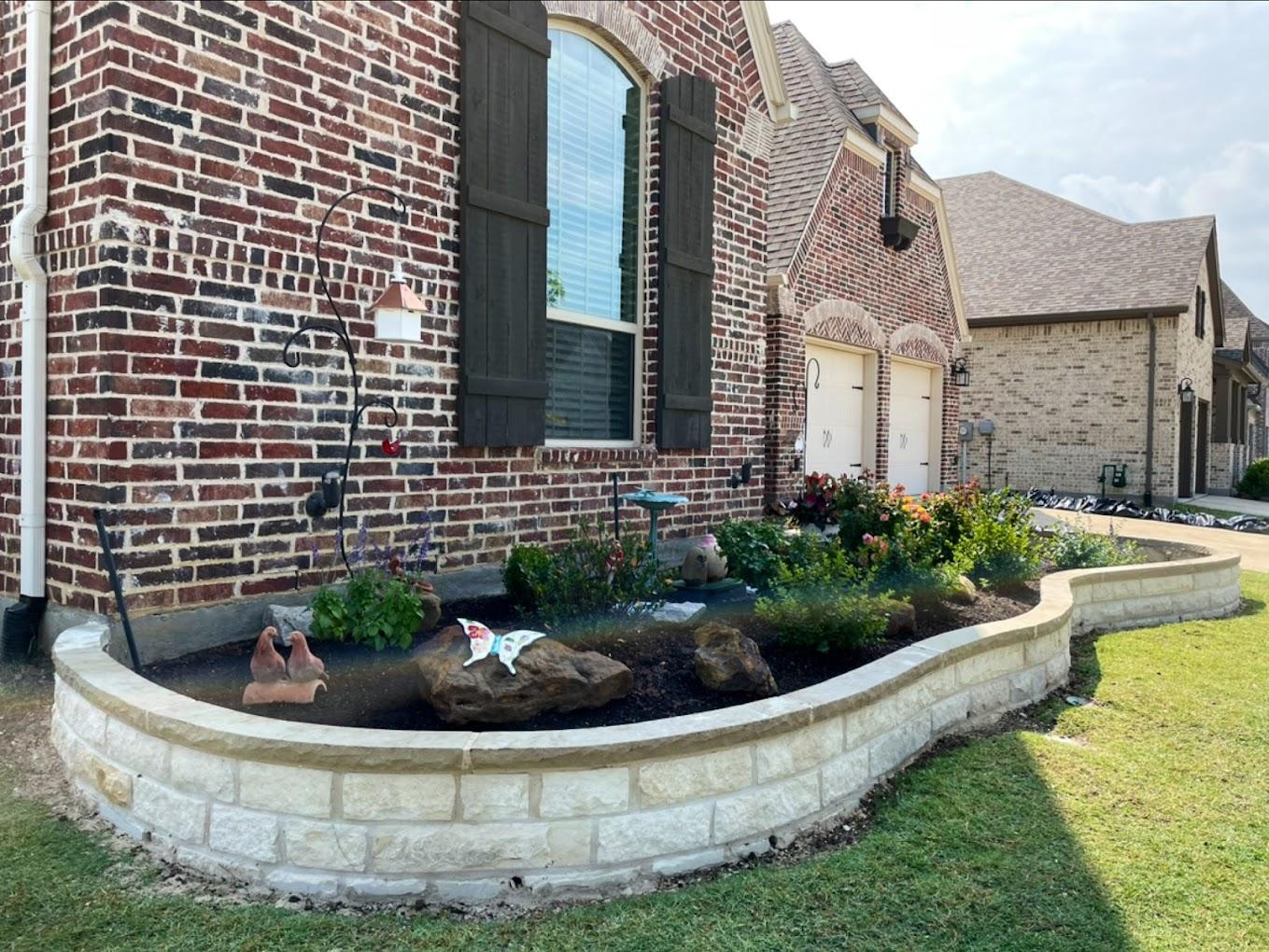 Frisco Stone Landscape Edging: Best Materials, Installation Tips & Design Ideas
