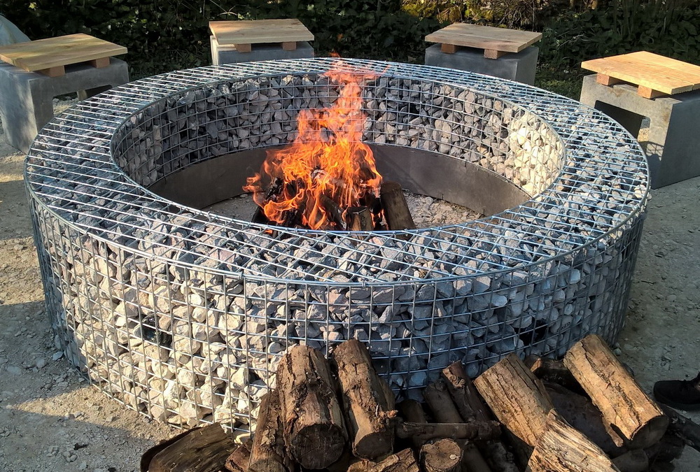 Gabion garden fireplace | Gabinova