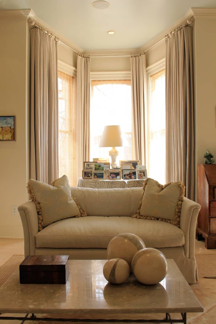 Here's Why Matching Your Curtains to Your Wall Color Works | Apartment Therapy