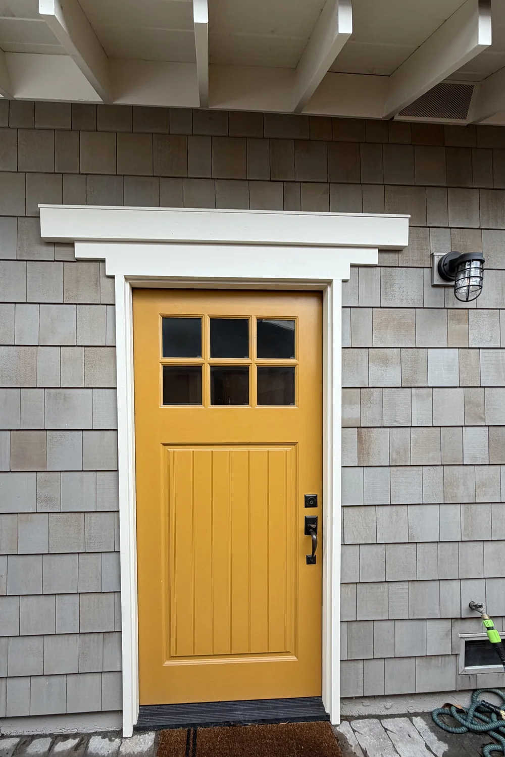HK5corner: Mimi's Yellow Door — HKfamily5