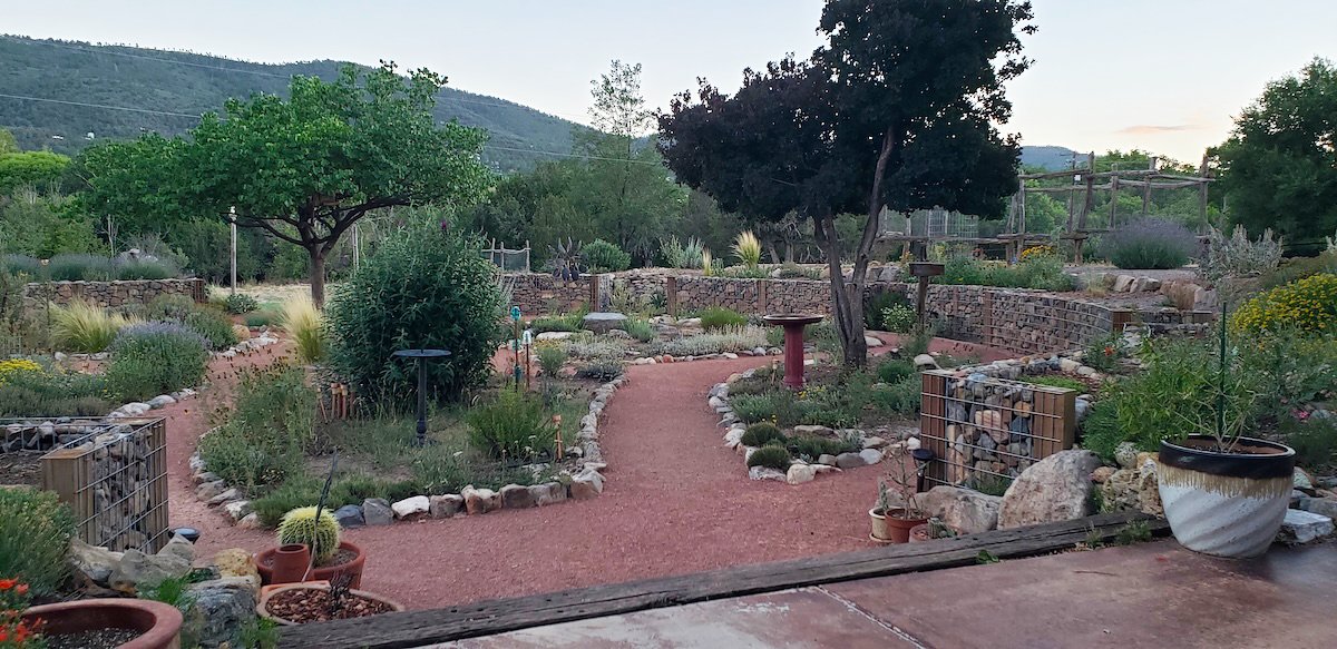 How a Seasoned Gardner Built Gabion Walls From Scratch (and You Can, Too)