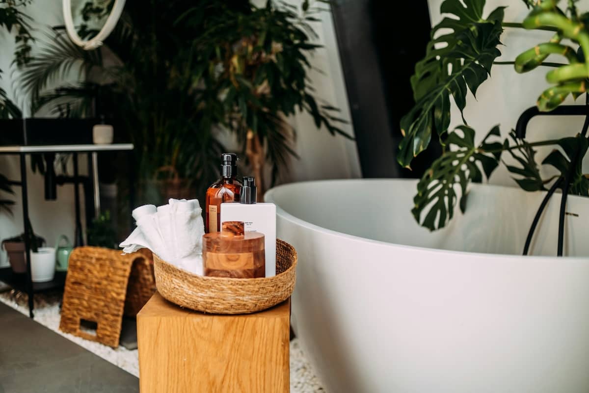 How to Design a Tropical Oasis for Your Bathroom - The Copper Bath Company