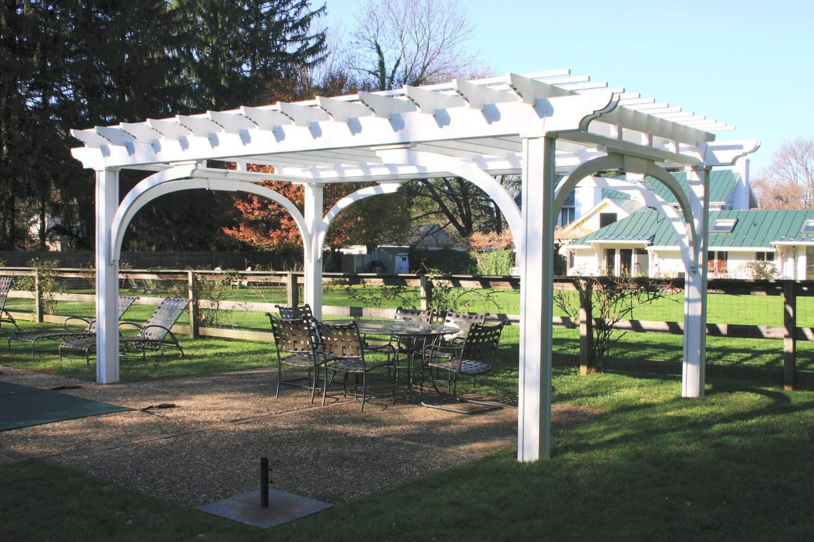 Large Pergola with Shade Cloth No. SP1 | Trellis Structures