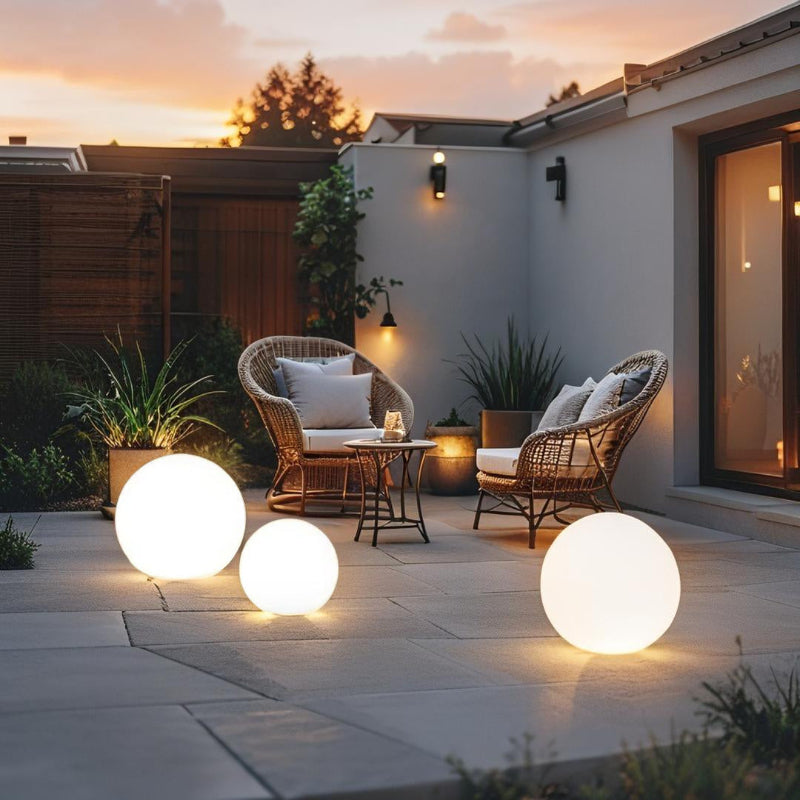 LED Garden Ball Light | Solar Garden Decor Solar / 15cm / 1