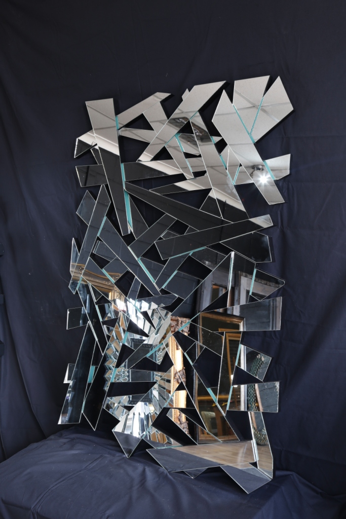 Modern Shattered Effect Mirror