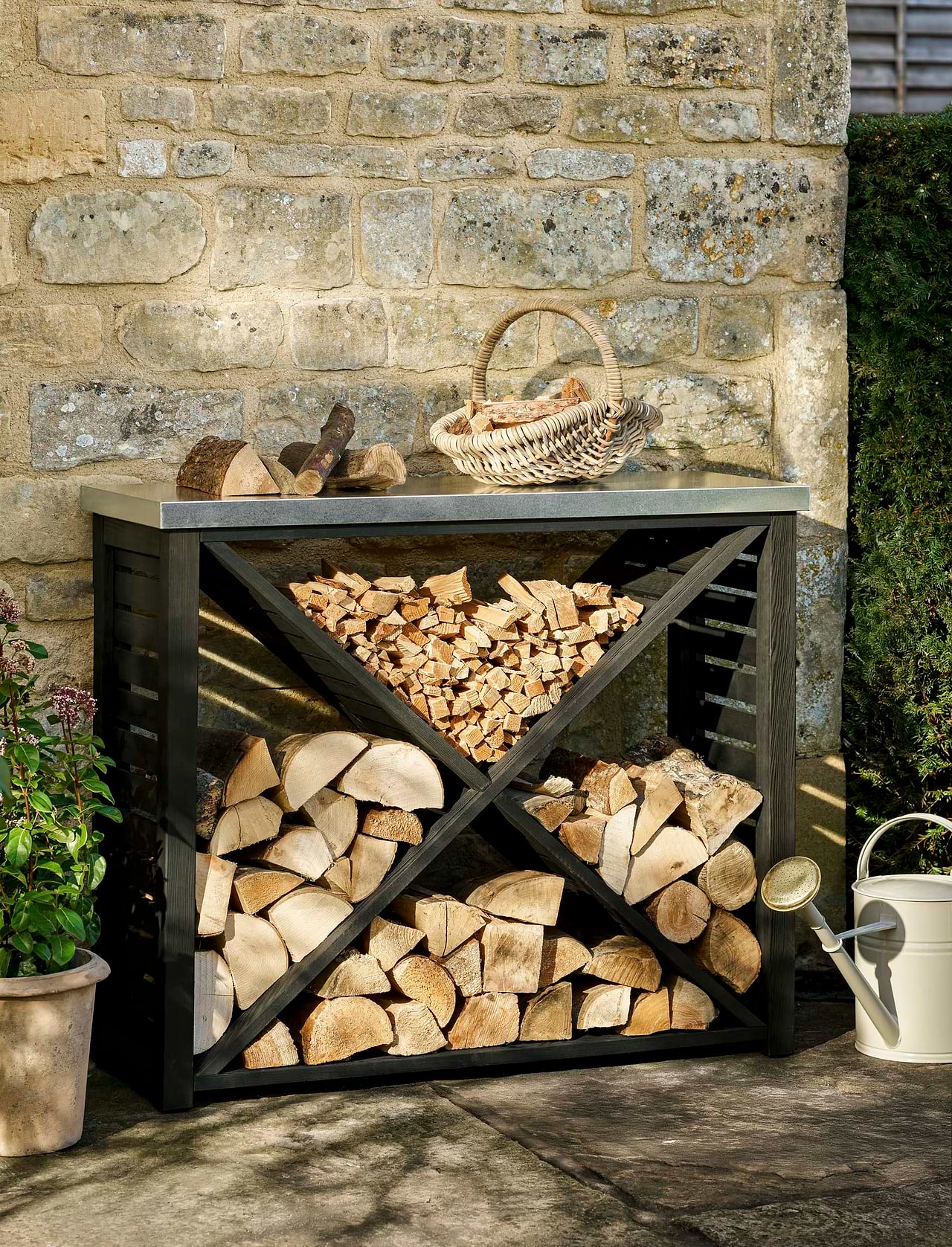 Moreton Cross Log Store - Spruce, Black, Large | Garden Trading