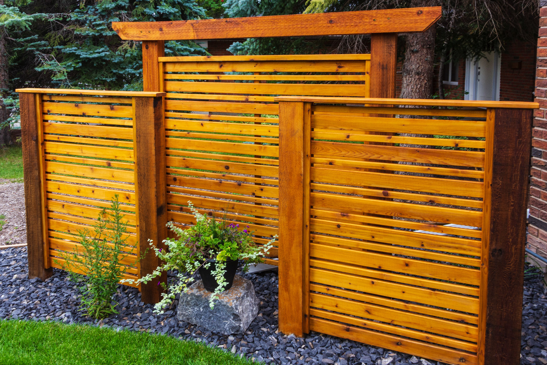 Outdoor Privacy Screens Photos - The Landscape Artist - Calgary
