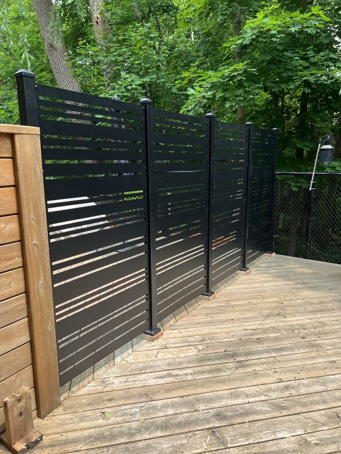 Outdoor Privacy Screens Toronto | Aluminum Privacy Panels