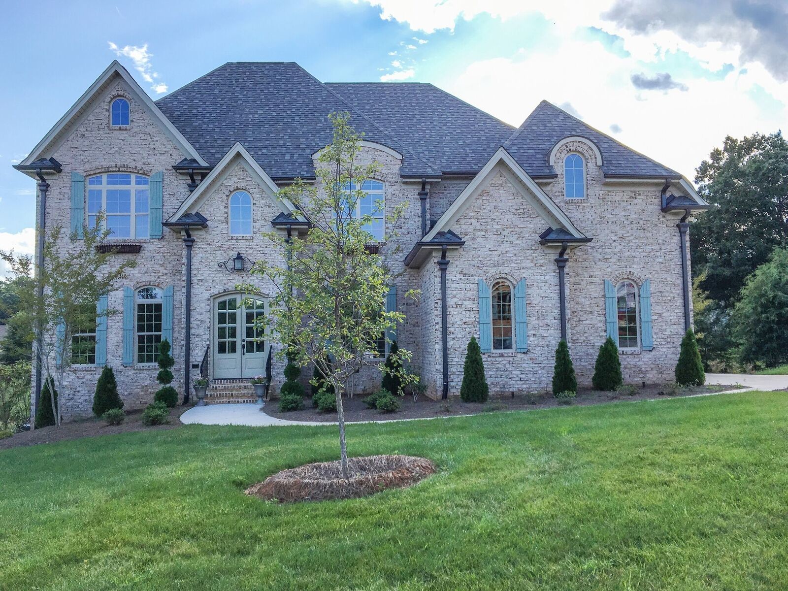 Oyster Pearl - Pine Hall Brick