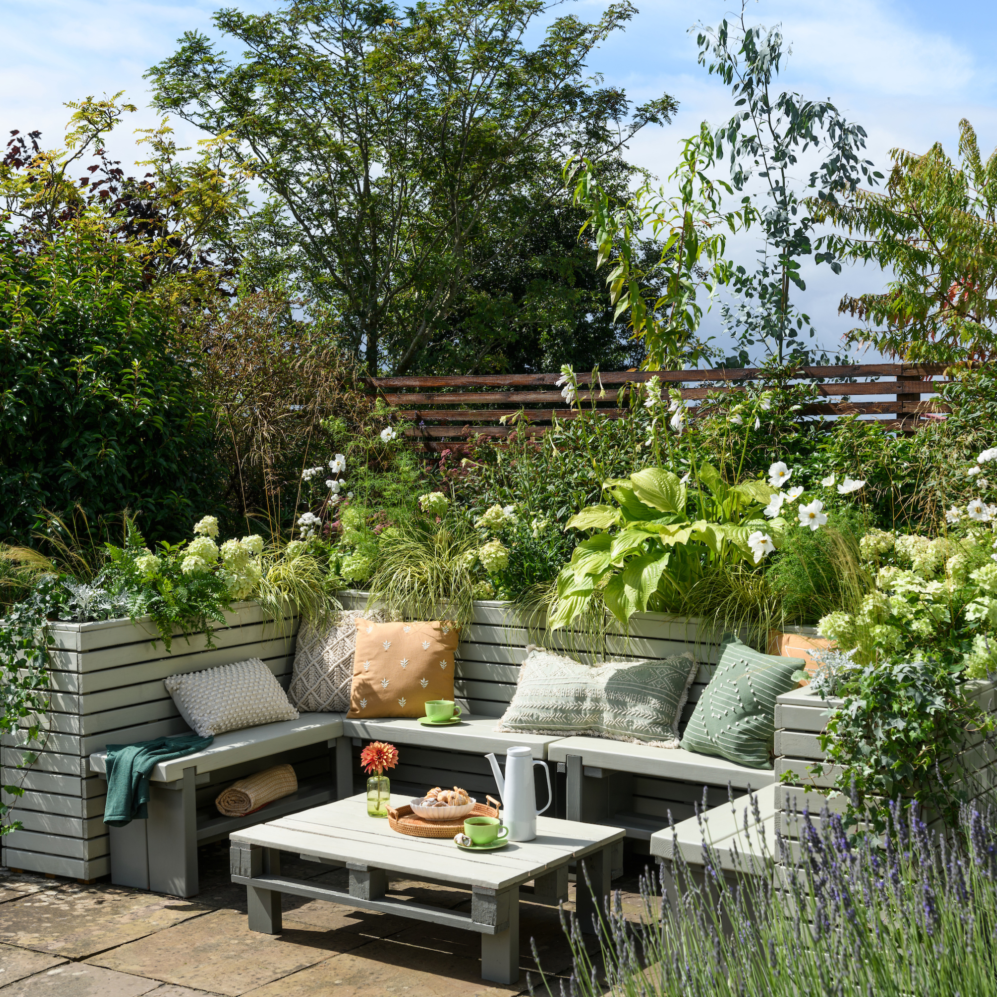 Pallet Sofa Garden Quickly Make A Super Easy Pallet Couch The Boondocks Blog