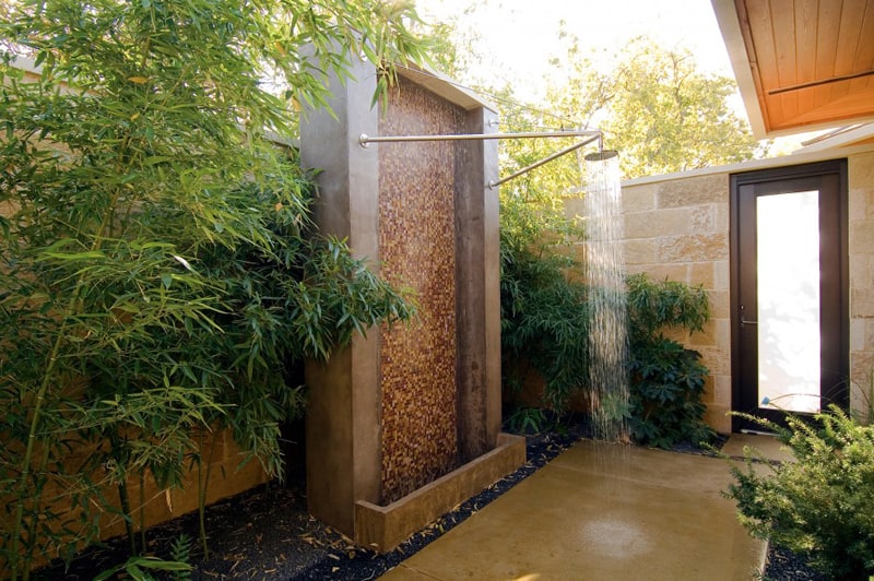 Pamper Your Senses In A Tropical Bathroom