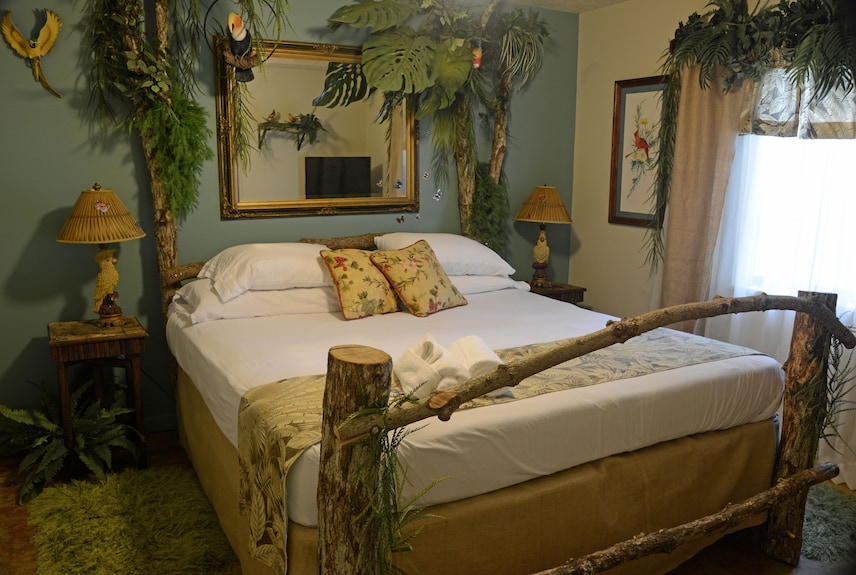Pandora's Forest - Adults Only, Crossville: Room, Prices & Reviews | Travelocity