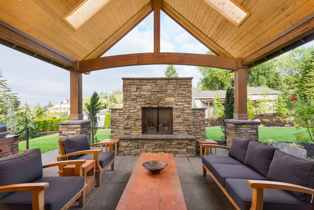 Patio Overhang: Top Benefits of Adding a Patio Cover