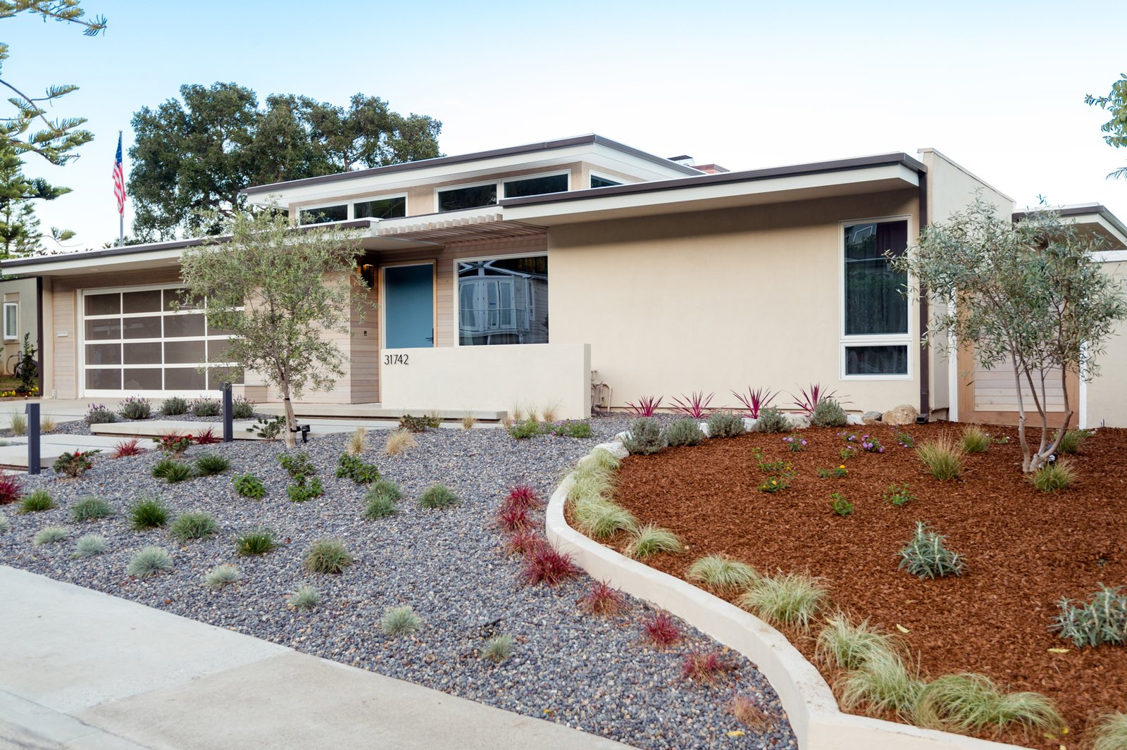 Photo 6 of 10 in Niguel West Mid-century Modern by MYD studio, inc. - Dwell