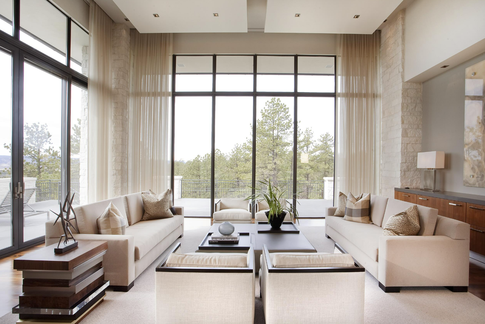 Sliding Glass Door Curtains: Ideas & Tips | Spiffy Spools