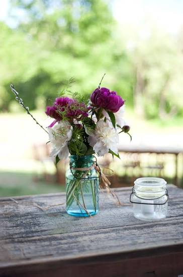 Small Peonies Centerpiece in Mason Jar