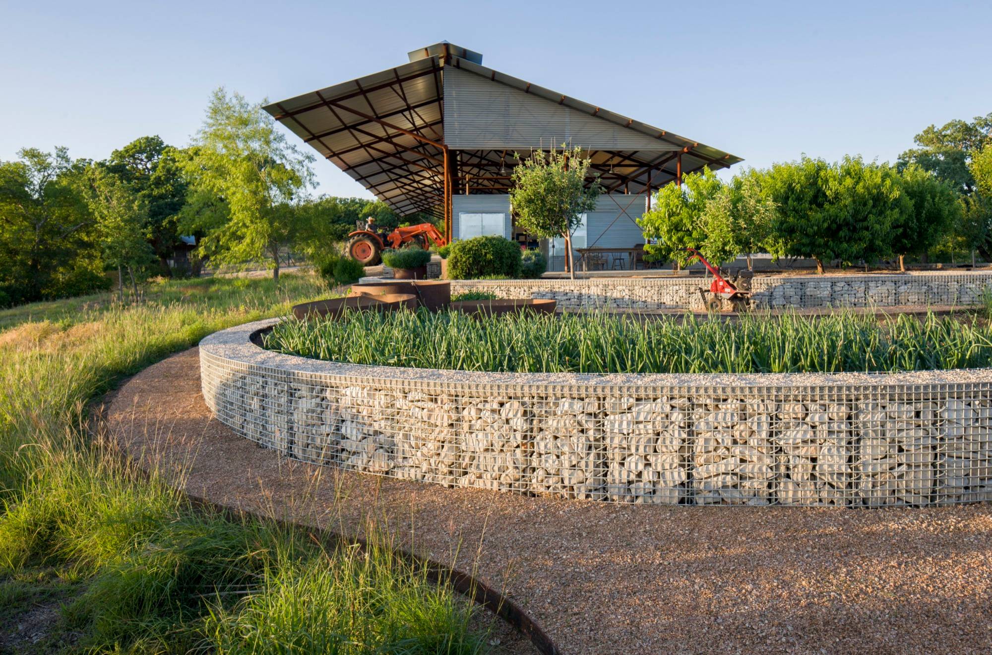 The Charm of Stone Gabion-Basket Walls | Houzz AU