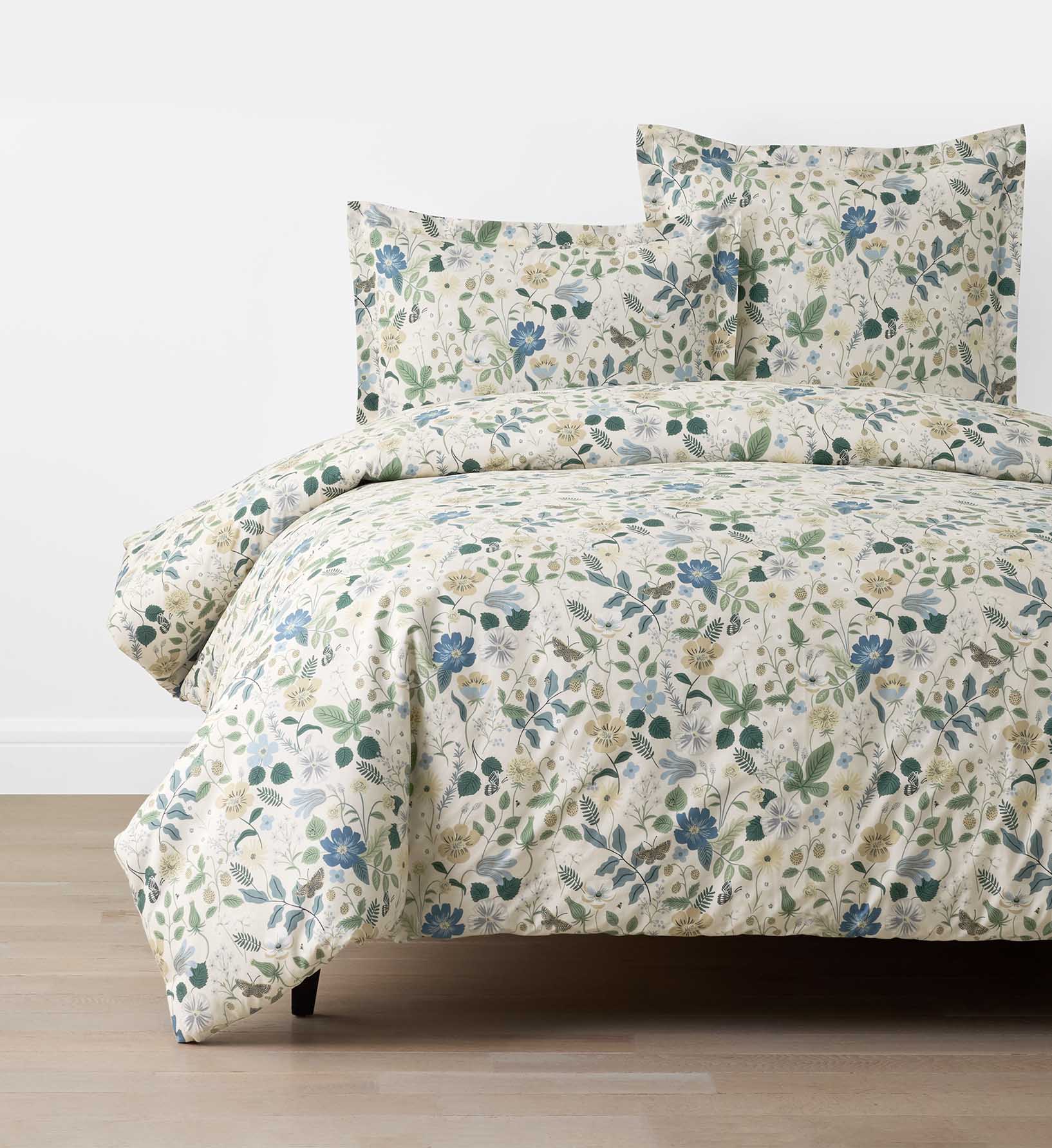 The Company Store Percale Duvet Cover Strawberry Fields Beige, Size Full/Queen by Rifle Paper Co