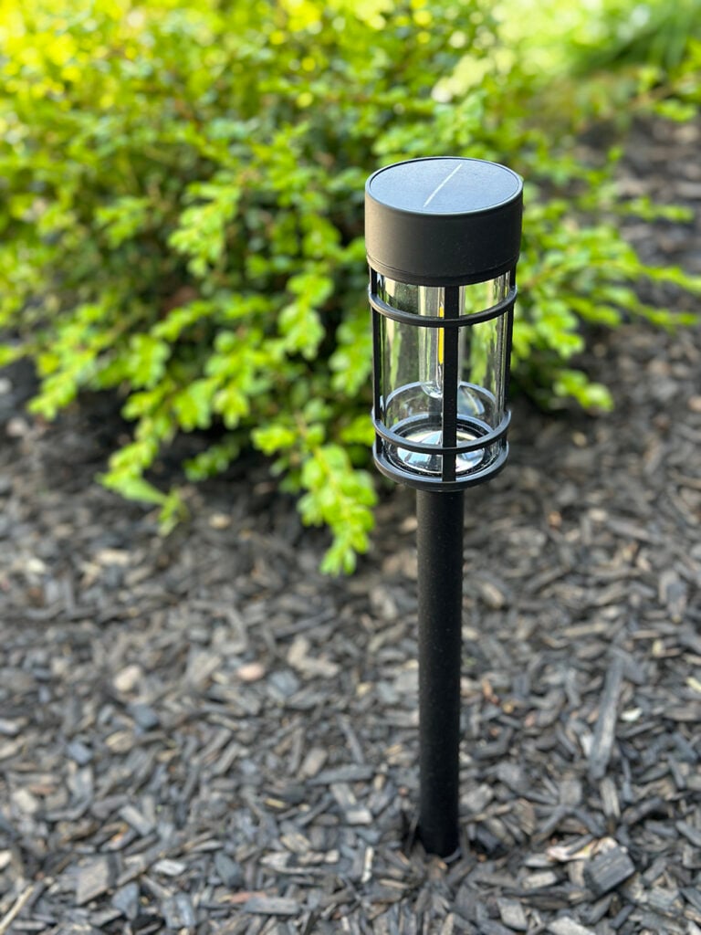 Where to Install Outdoor DIY Solar Landscape Lighting