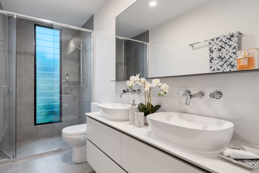 10 Contemporary Bathroom Ideas: Fresh, Functional, and Fabulous - Metropolitan Bath & Tile