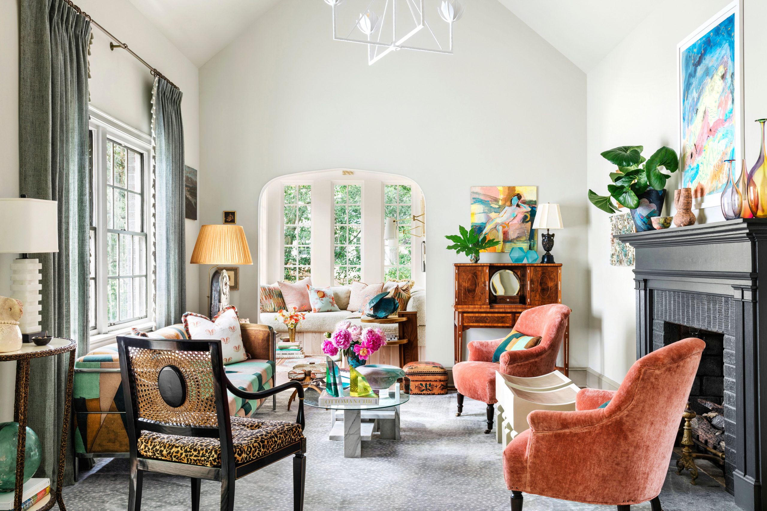 10 Luxurious Design Ideas to Achieve the Retro Glamour Look