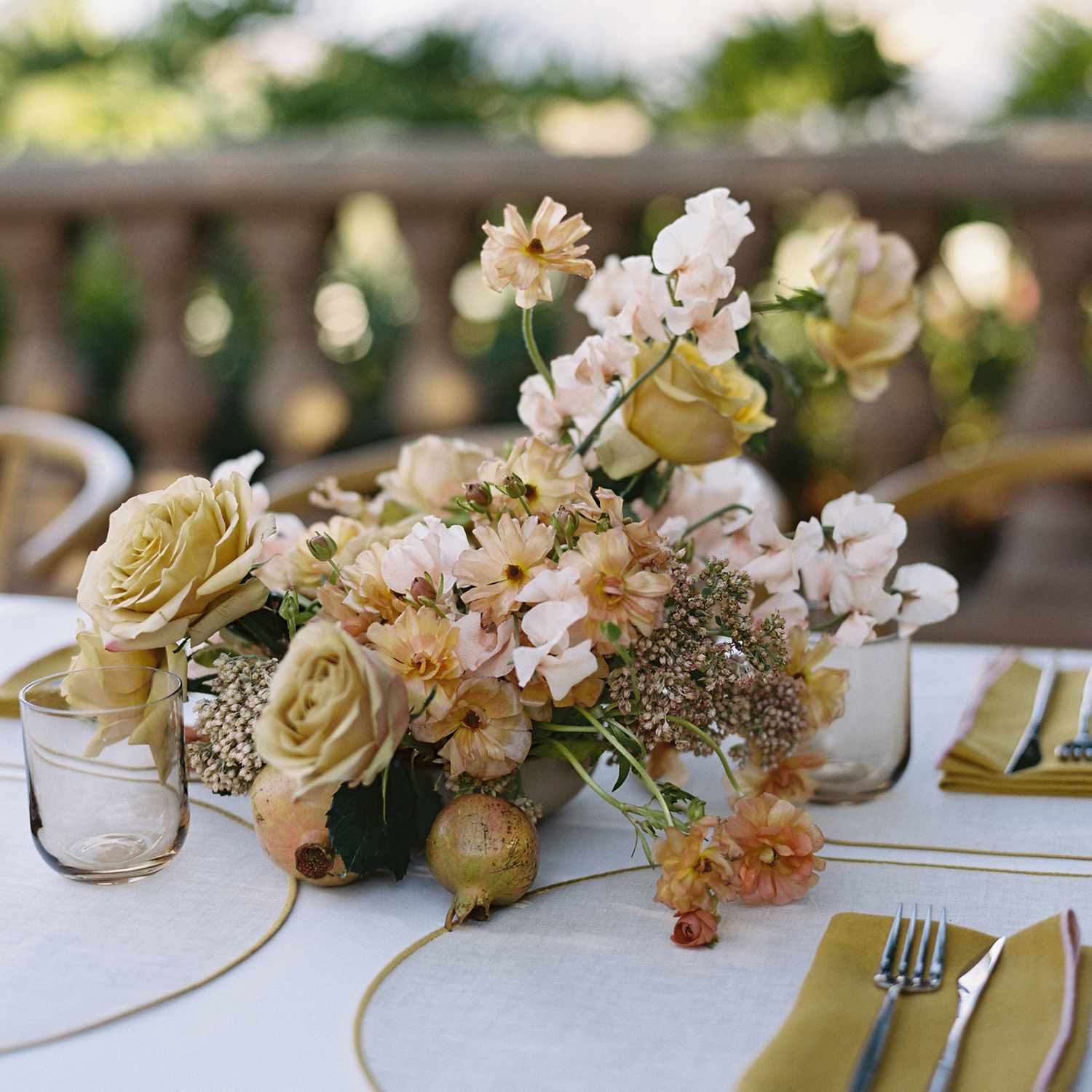 17 Fall Wedding Centerpieces for Inspiration