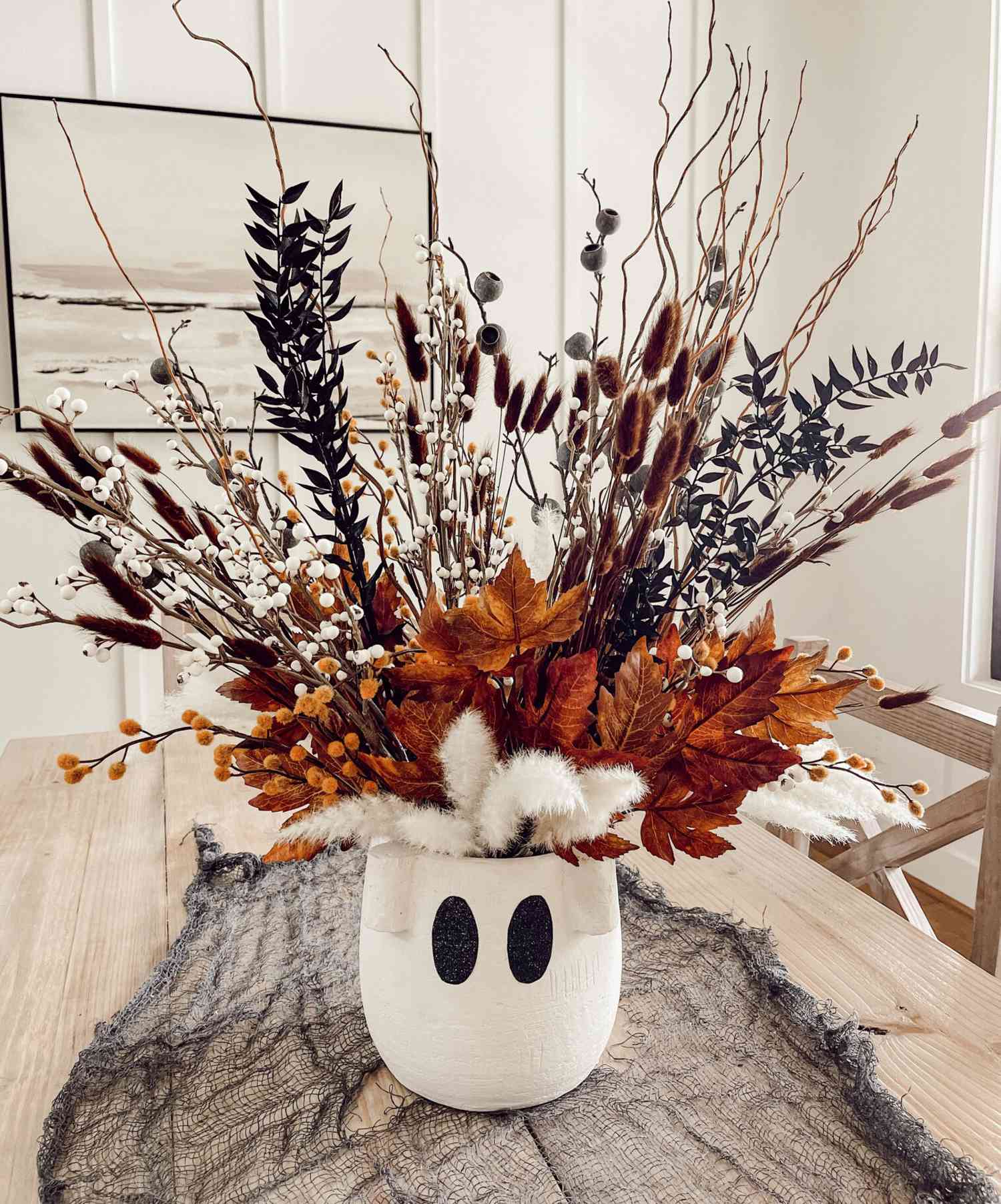18 Halloween Centerpiece Ideas That Will Wow Your Party Guests
