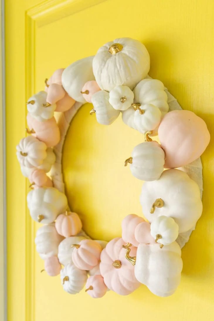 22 DIY Fall Wreaths That Are Easy to Make & Beautiful | Apartment Therapy