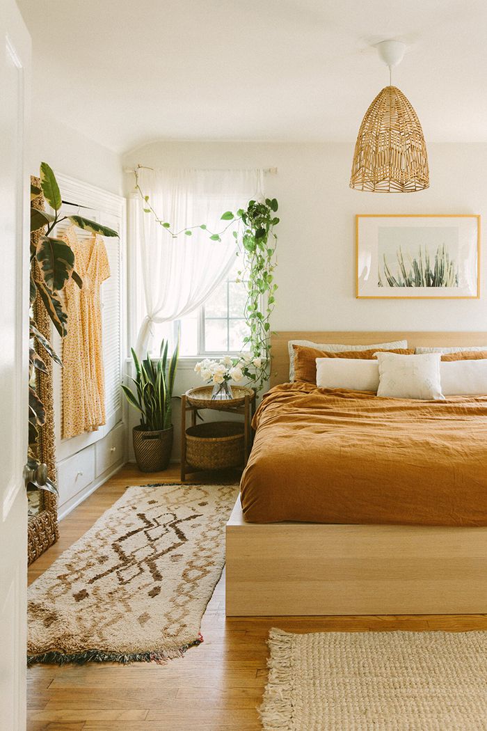 23 Cozy Bedroom Ideas—How to Design a Cozy Bedroom