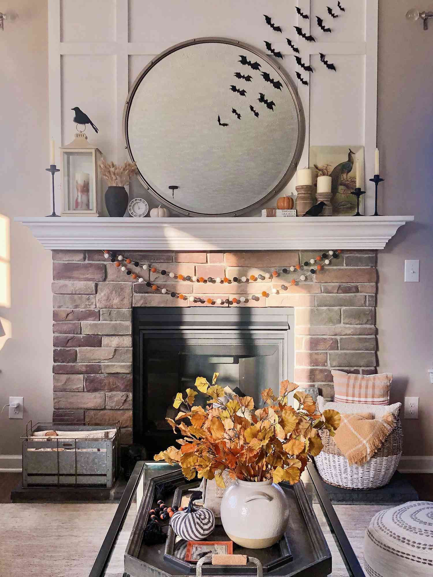 24 Fall Mantel Decorating Ideas for a Cozy, Autumnal Space