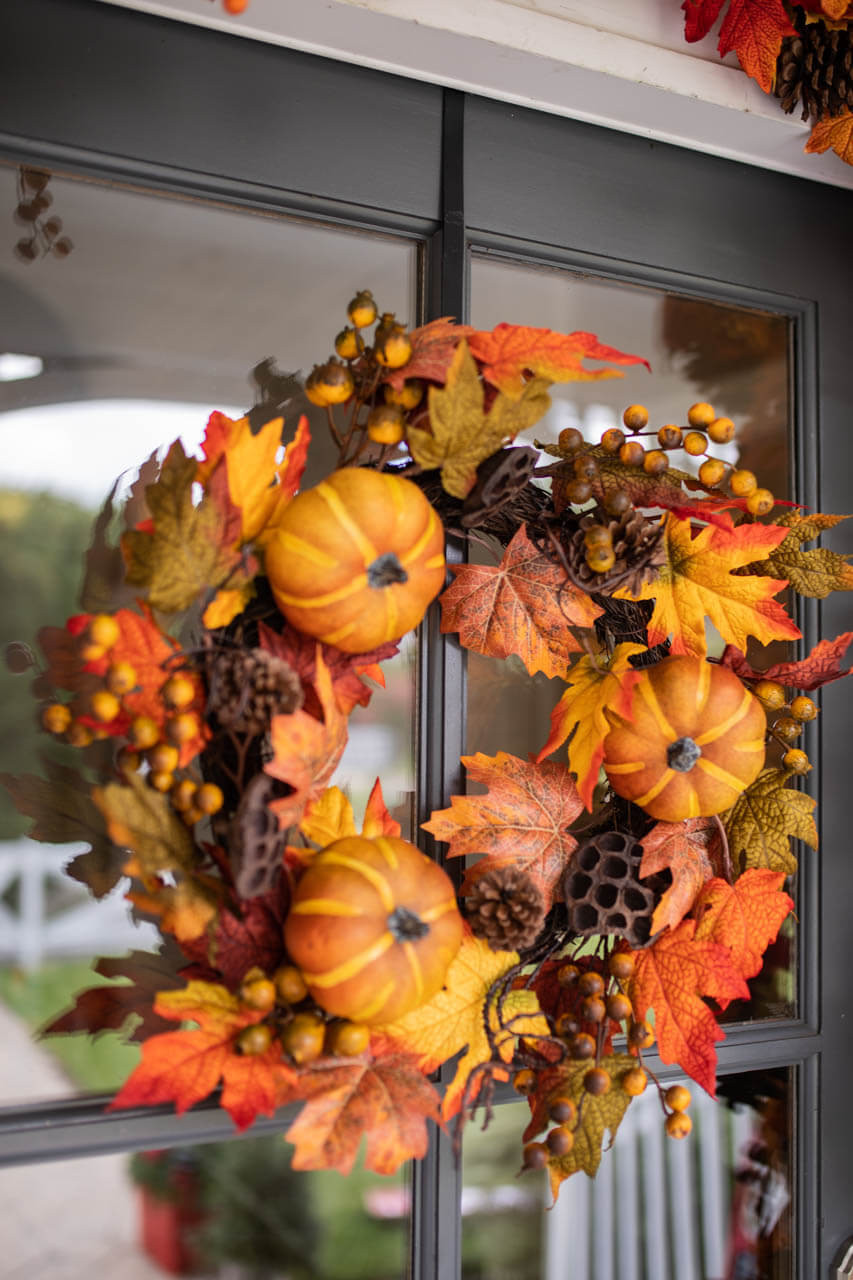 24” Pumpkin Berry Fall Wreath - Decorator's Warehouse