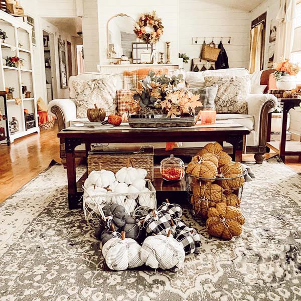 25 Cozy Fall Living Room Decor Ideas to Embrace Autumn Indoors - Decor Home Original