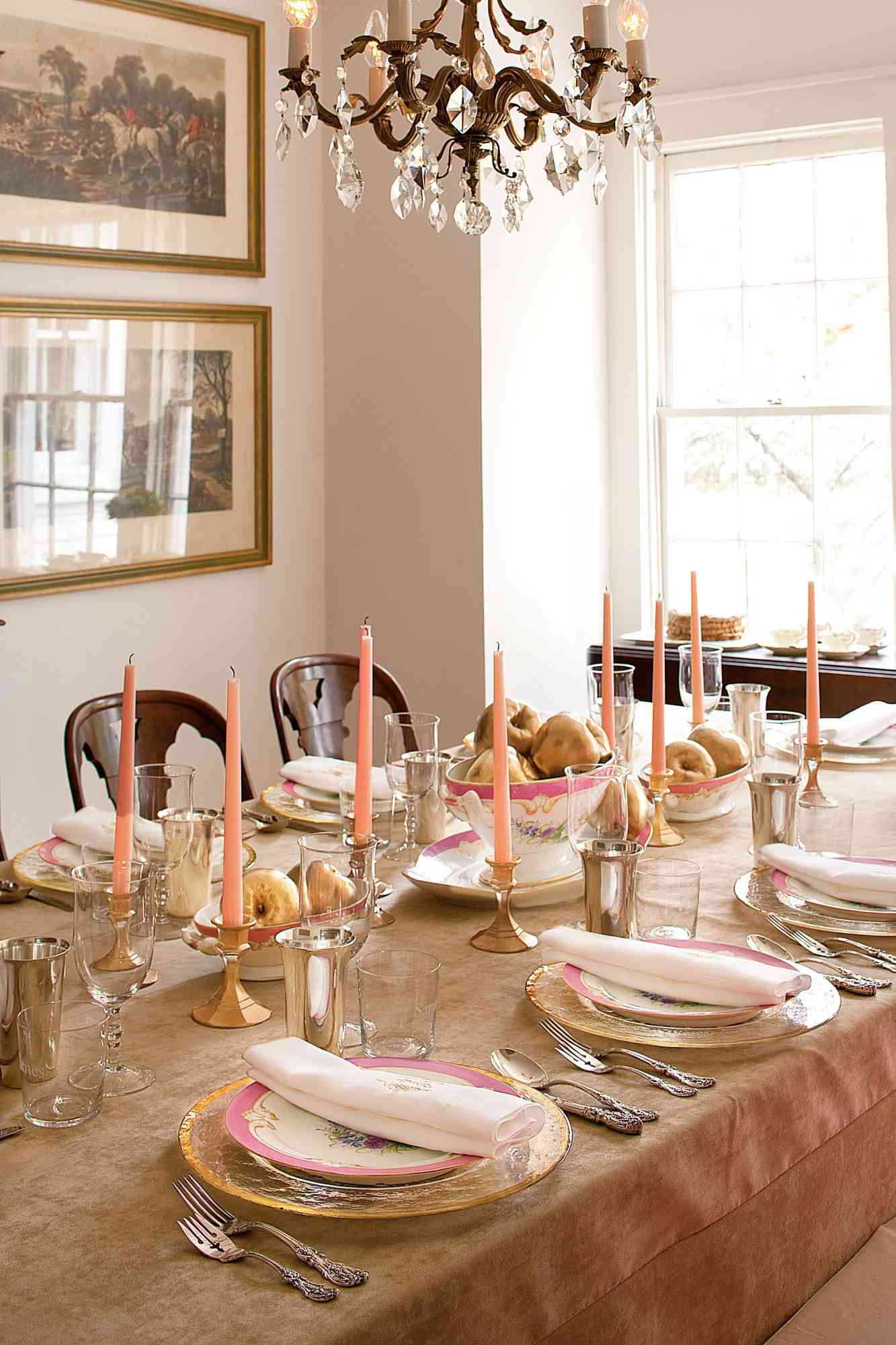 30 Thanksgiving Table Ideas For A Festive Holiday Dinner